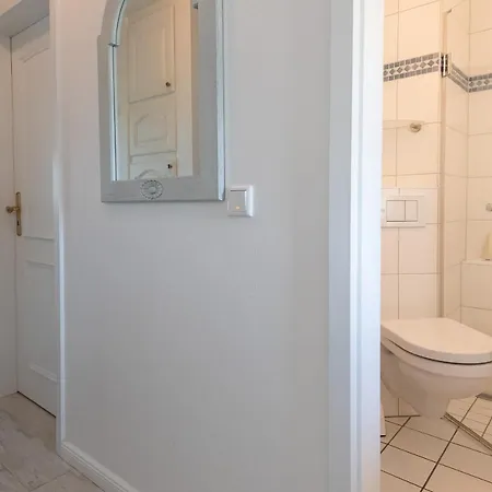 Lh Arnika, Hausteil 4 *