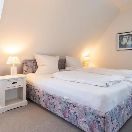 Feriehus Lh Arnika, Hausteil 4 *