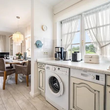 Lh Arnika, Hausteil 4 *