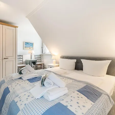 Lh Arnika, Hausteil 4 *
